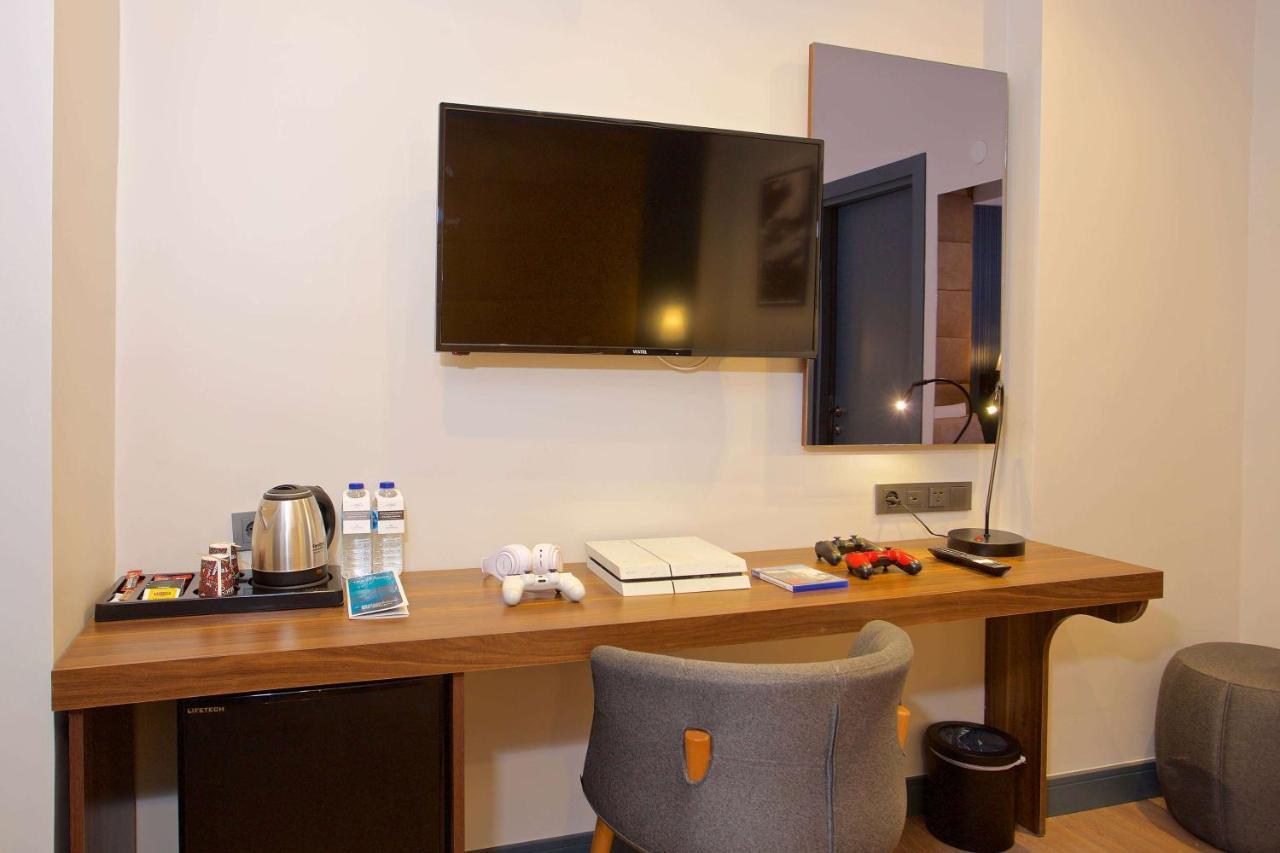 Days Inn By Wyndham Istanbul Arnavutkoy Ngoại thất bức ảnh