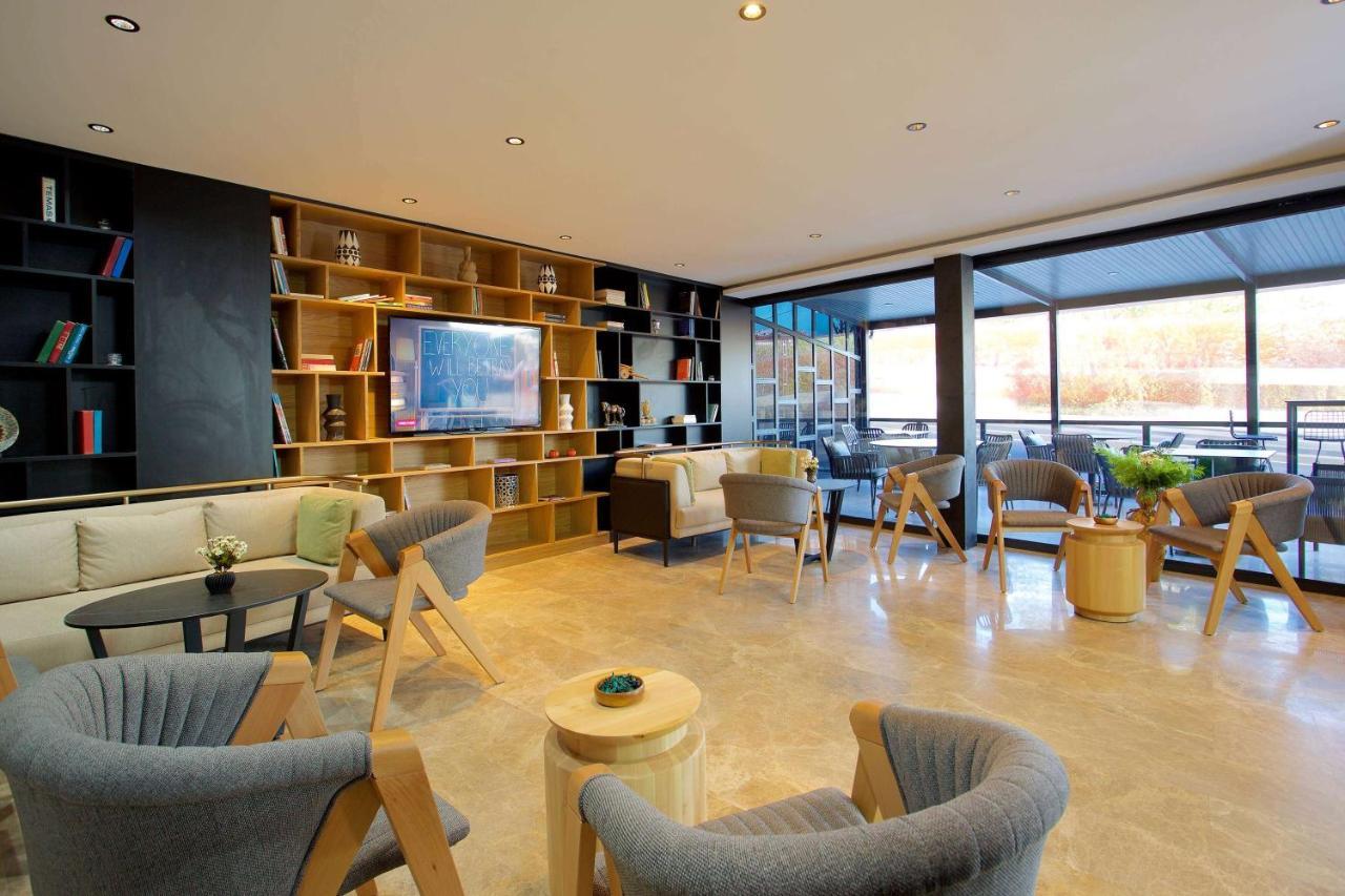 Days Inn By Wyndham Istanbul Arnavutkoy Ngoại thất bức ảnh